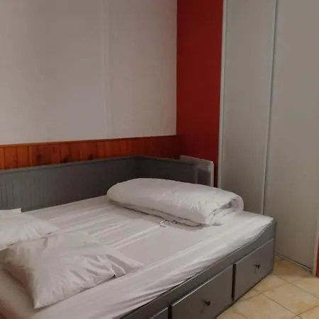 Maison Familiale Pour 10 Personnes Au Centre A St Georges D'oleron Vakantiehuis Saint-Georges-d'Oleron