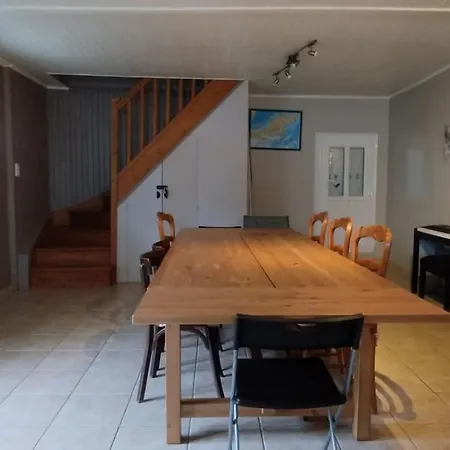 Maison Familiale Pour 10 Personnes Au Centre A St Georges D'oleron *